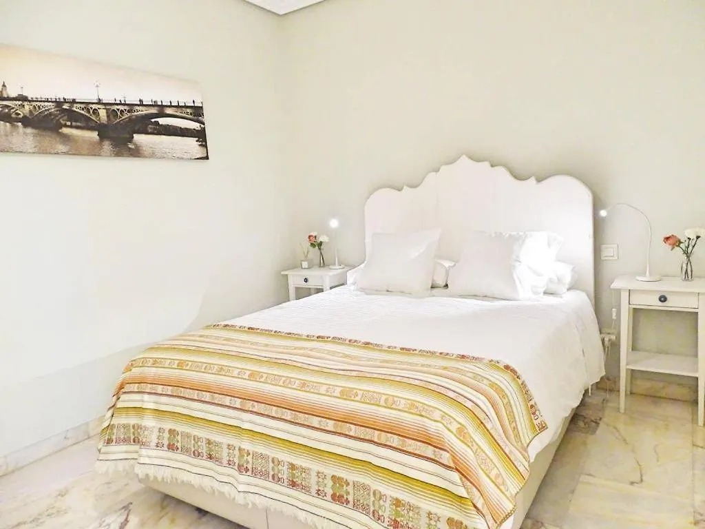 Beyourself By Sevillaluxurysuites Sevilla